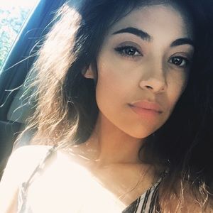 Meet your Posher, Mari